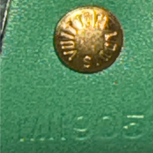 - Louis Vuitton Papillon Epi Green Leather Shoulder Bag with Matching Poch… - Picture 13 of 13